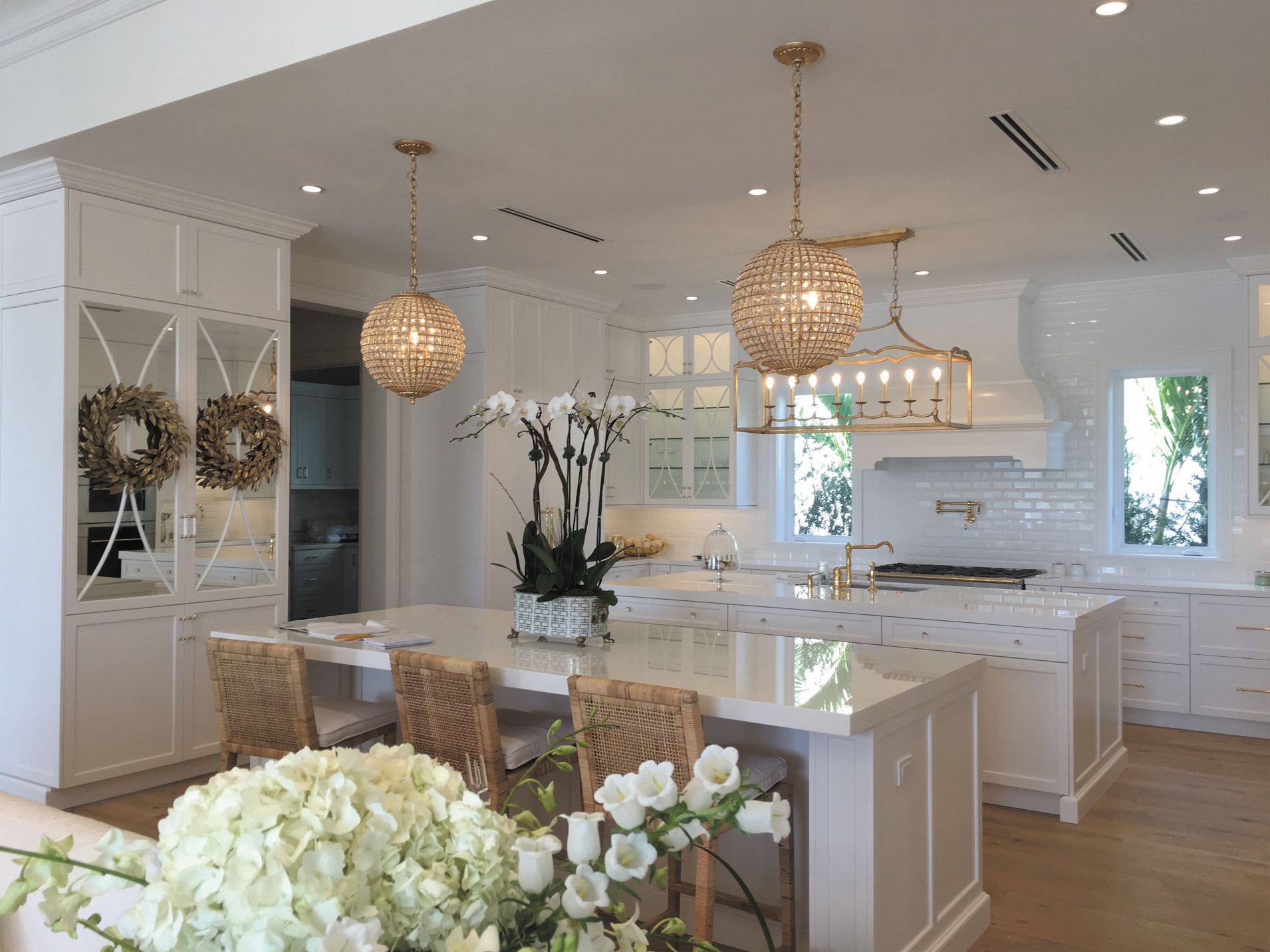 Luxury-Living-Kitchen-Design